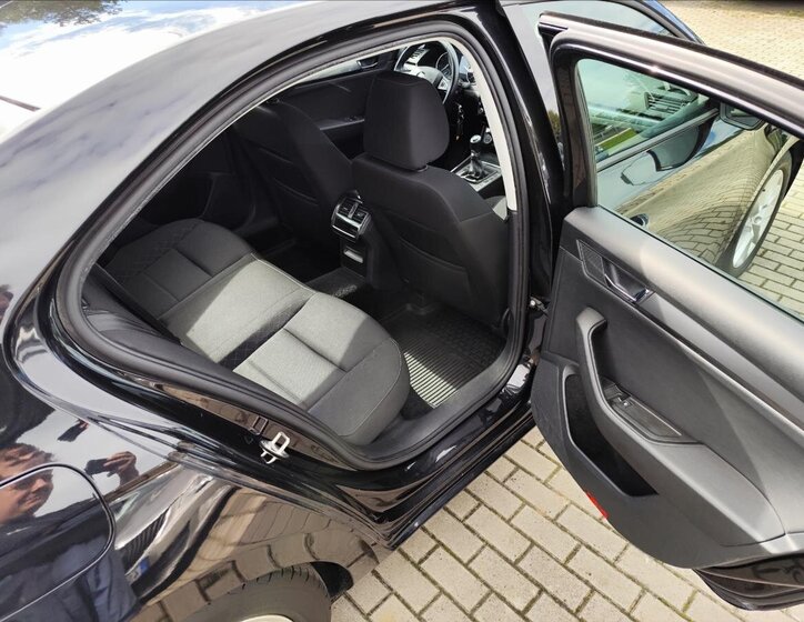 Škoda Superb Sedan / Limuzína 1,4 l 92 kw