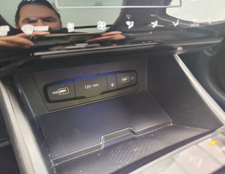 Hyundai Tucson SUV 1,6 l 195 kw