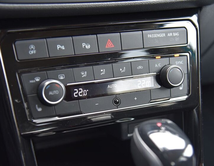 Volkswagen T-Cross SUV / Terénní 1,5 l 110 kw