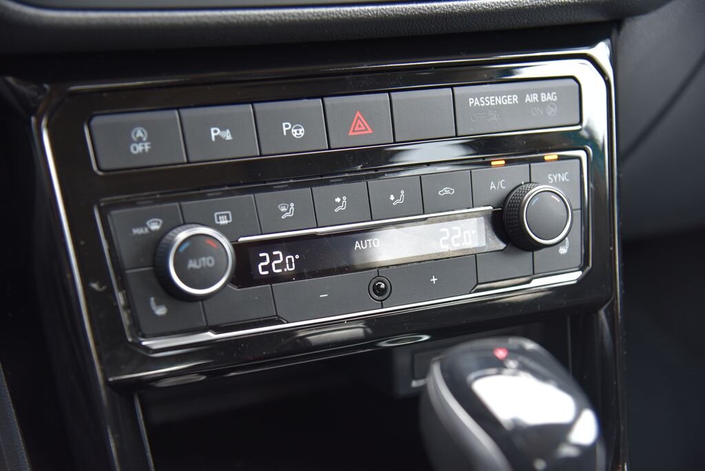 Volkswagen T-Cross SUV / Terénní 1,5 l 110 kw