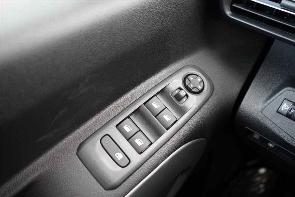 Citroën Berlingo MPV 1,5 l 96 kw