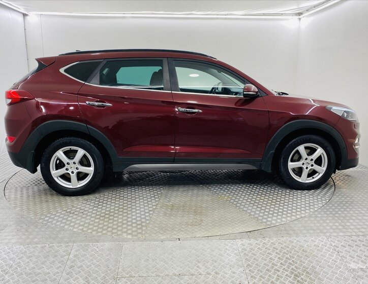 Hyundai Tucson 24