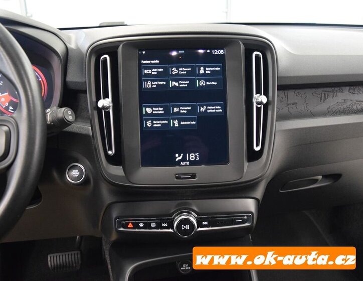 Volvo XC40 SUV / Terénní 0,0 95 kw