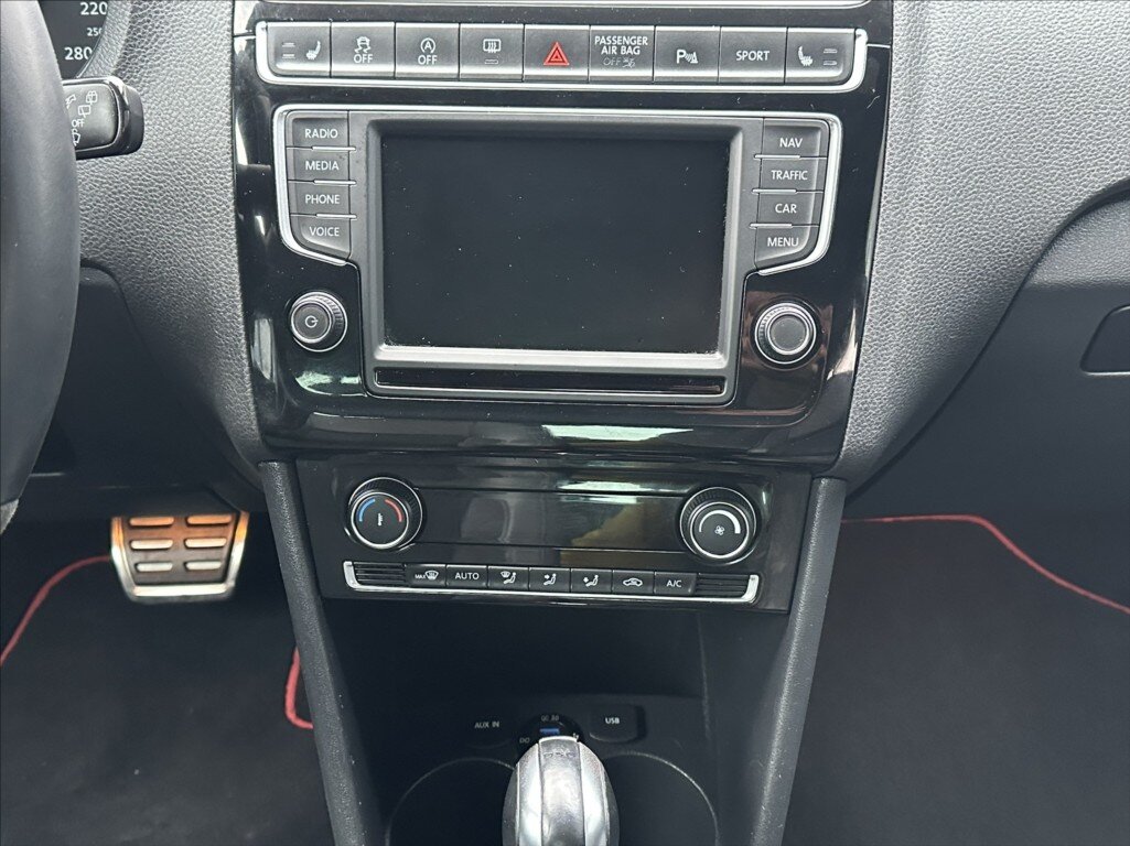 Volkswagen Polo Hatchback 1,8 l 141 kw