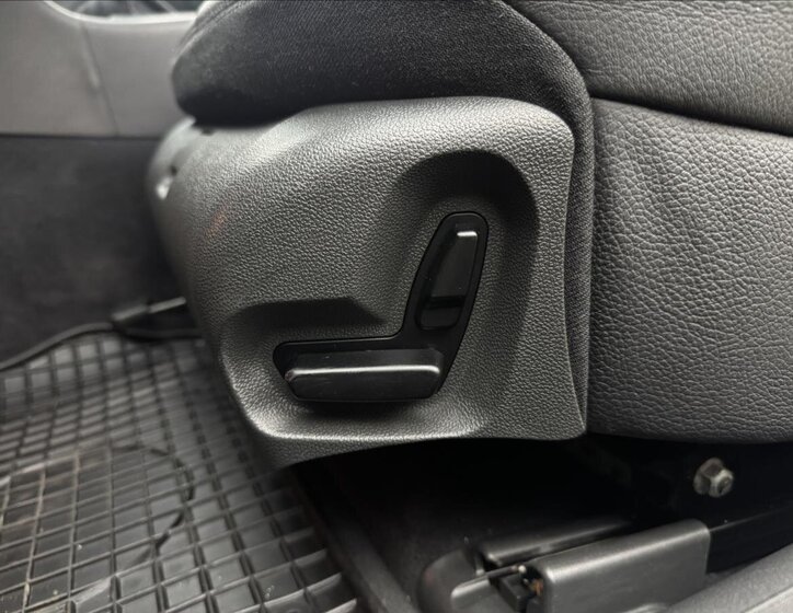 Mercedes-Benz Třídy E Kombi 3,0 l 170 kw