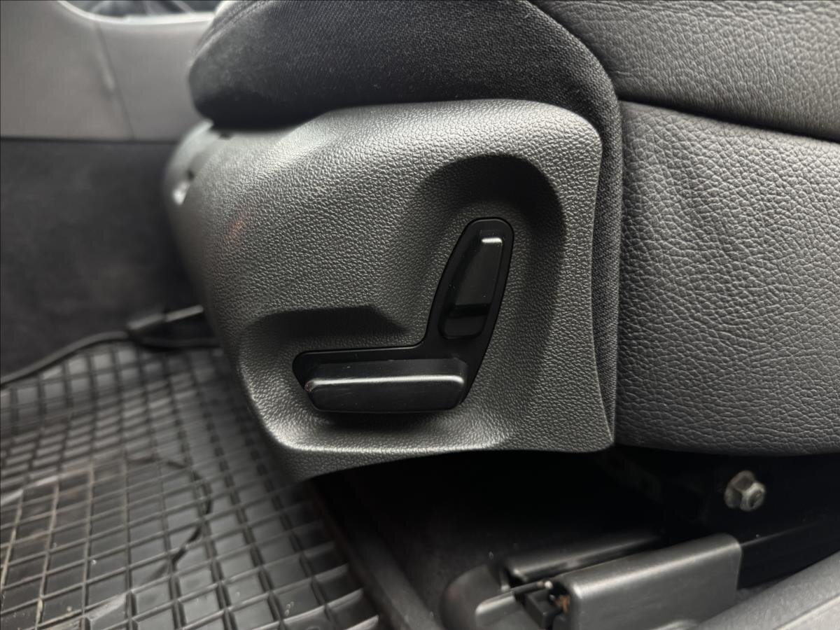 Mercedes-Benz Třídy E Kombi 3,0 l 170 kw