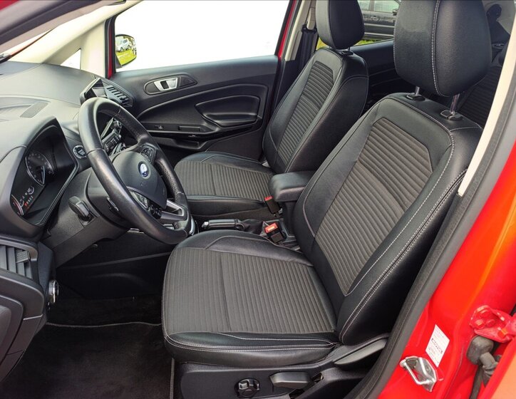 Ford EcoSport SUV 998,0 92 kw