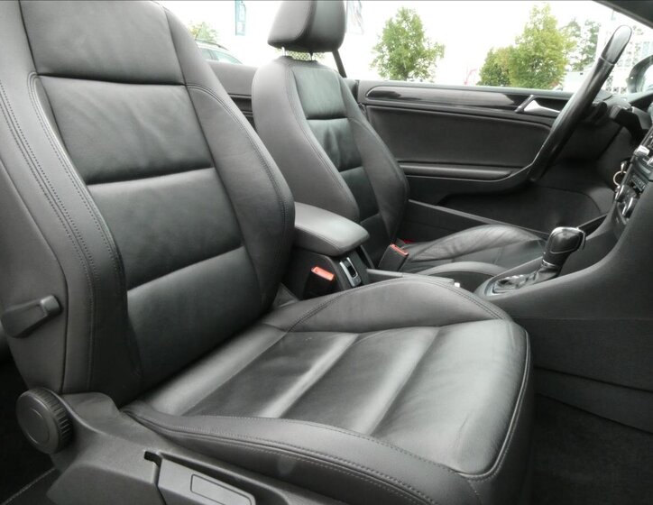 Volkswagen Golf Kabriolet 2,0 l 103 kw