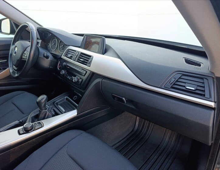 BMW Řada 3 Liftback 2,0 l 105 kw