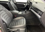 Volkswagen Touareg 23