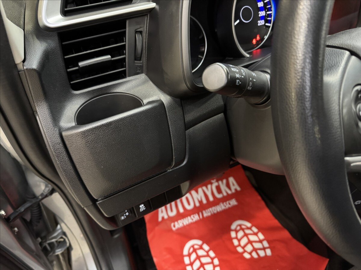 Honda Jazz Hatchback 1,3 l 75 kw