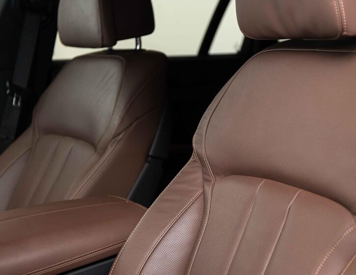 BMW X6 SUV 3,0 l 210 kw