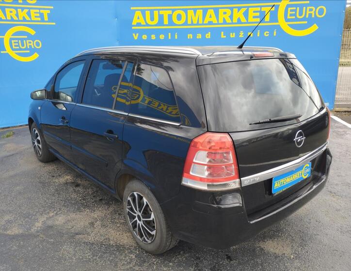 Opel Zafira 6