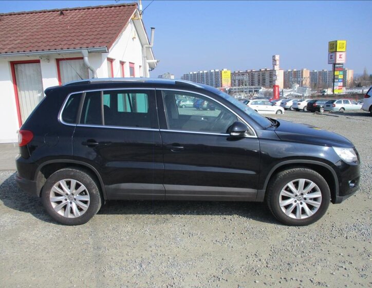Volkswagen Tiguan SUV 2,0 l 81 kw