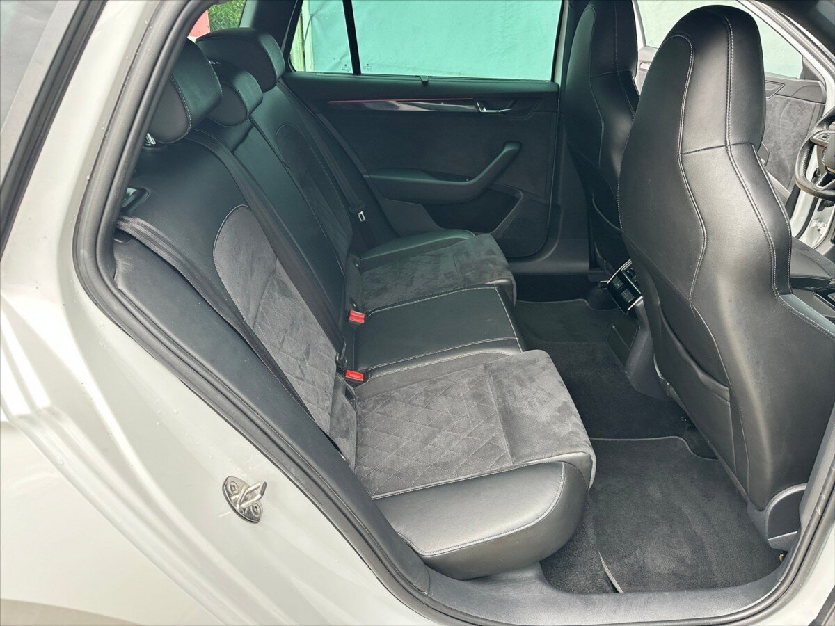 Škoda Superb Kombi 2,0 l 206 kw