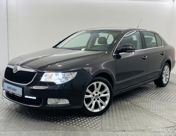 Škoda Superb Sedan / Limuzína 2,0 l 125 kw