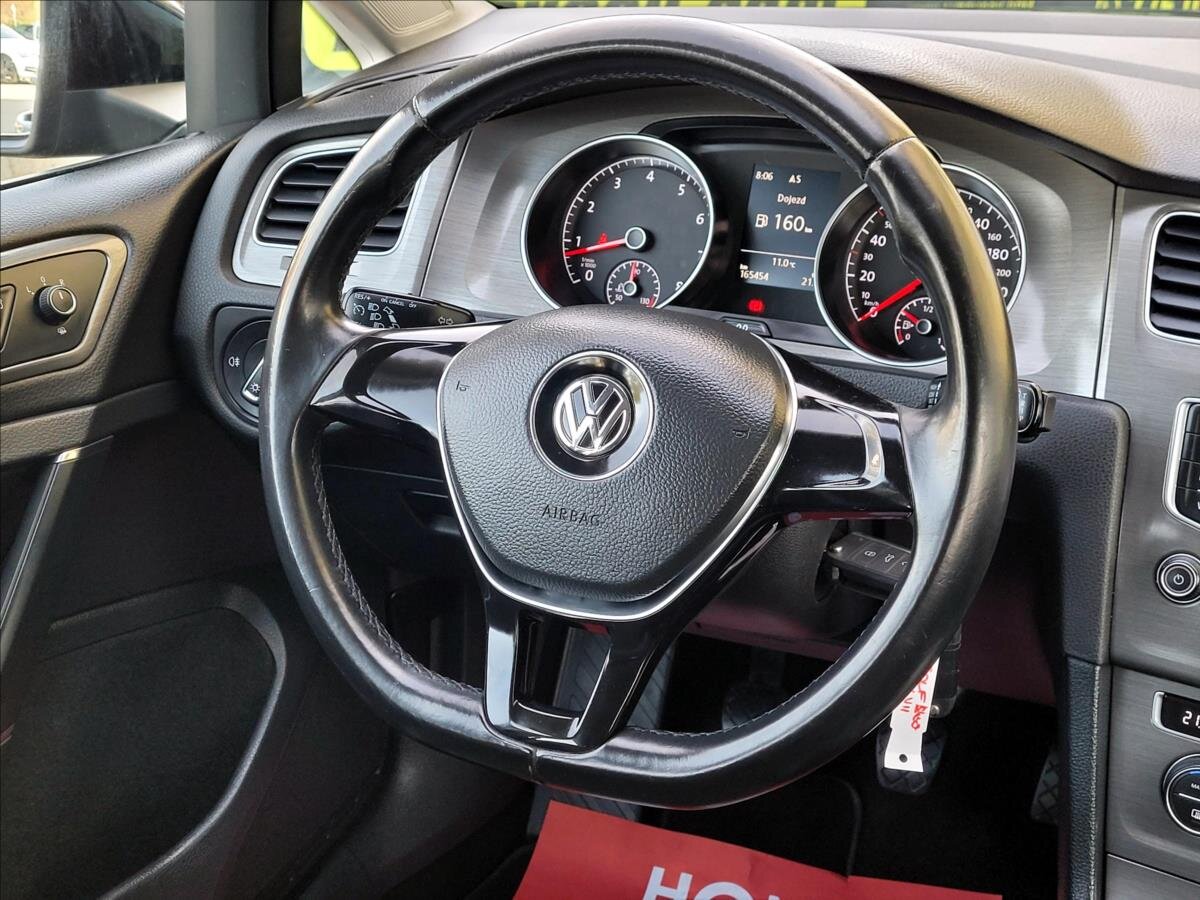 Volkswagen Golf Hatchback 1,2 l 63 kw