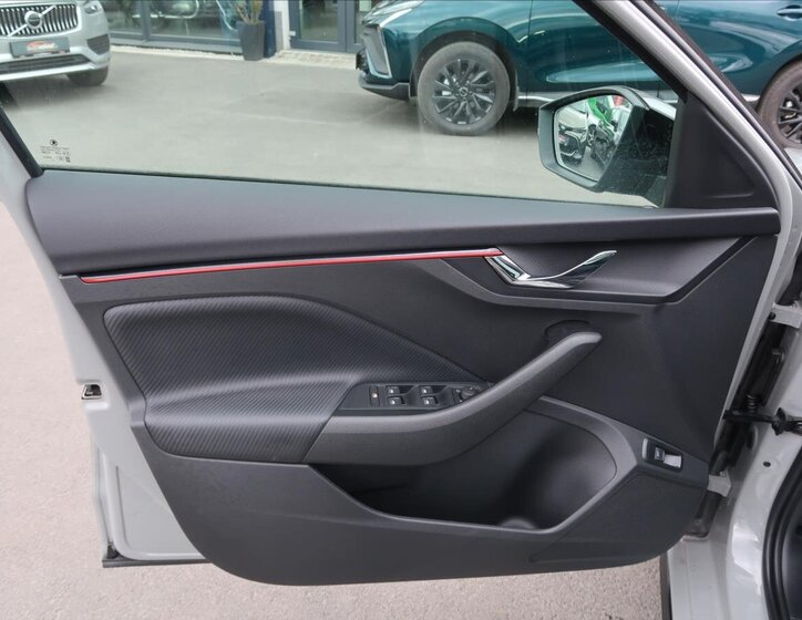 Škoda Scala Hatchback 999,0 85 kw