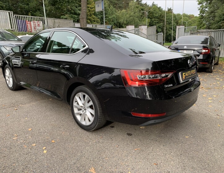 Škoda Superb 7
