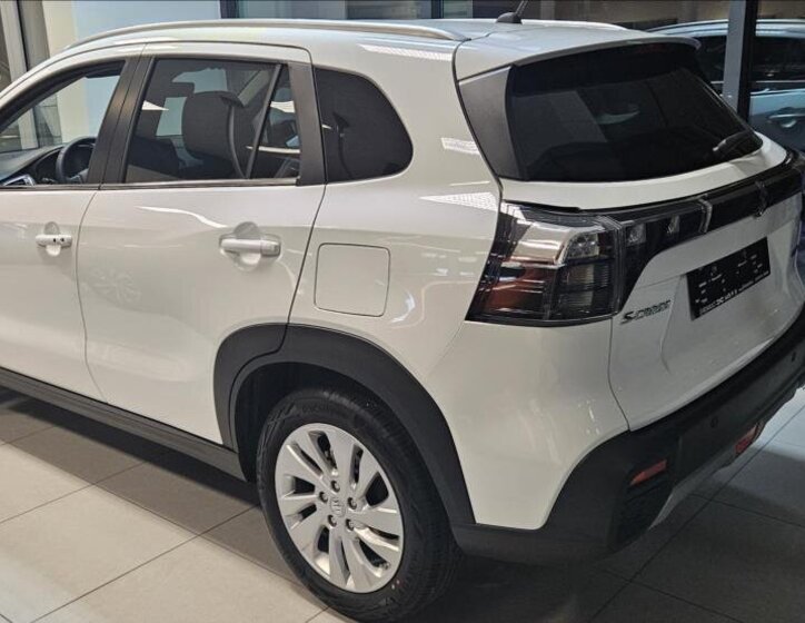Suzuki S-Cross SUV 1,4 l 81 kw