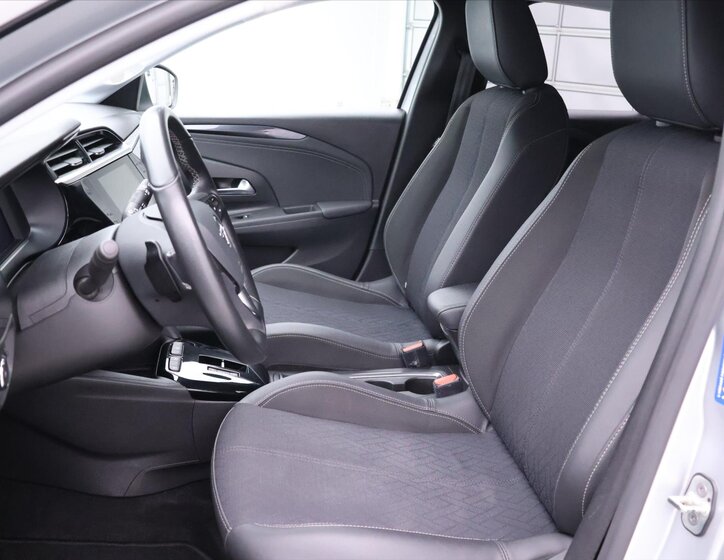 Opel Corsa Hatchback 1,2 l 74 kw