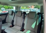 Ford Tourneo Custom 12