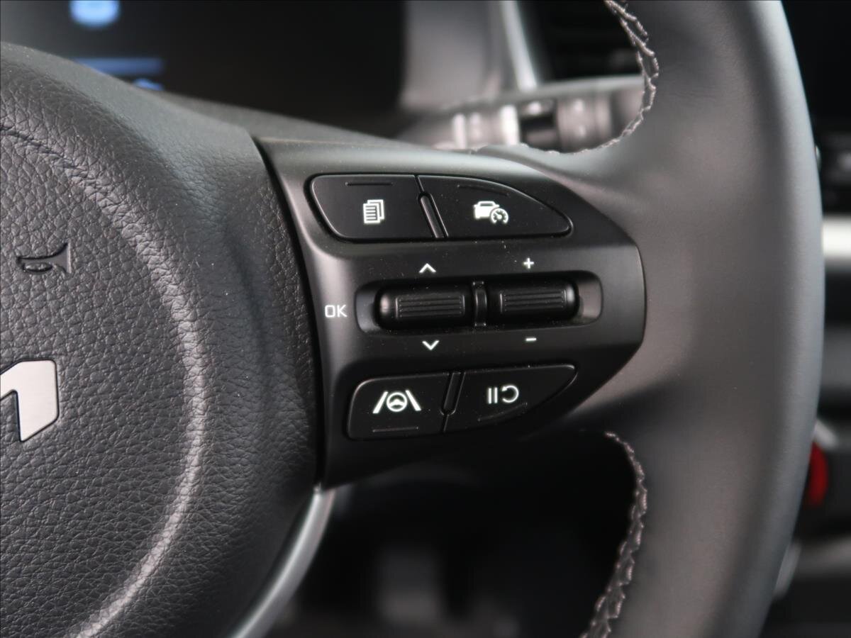 KIA Stonic SUV / Terénní 1,2 l 58 kw