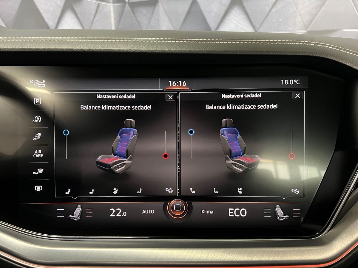 Volkswagen Touareg SUV / Terénní 3,0 l 210 kw