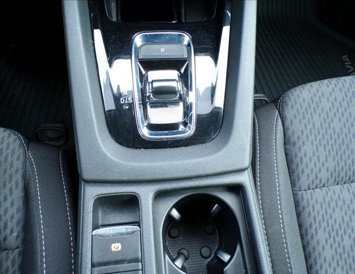 Škoda Octavia Kombi 2,0 l 110 kw