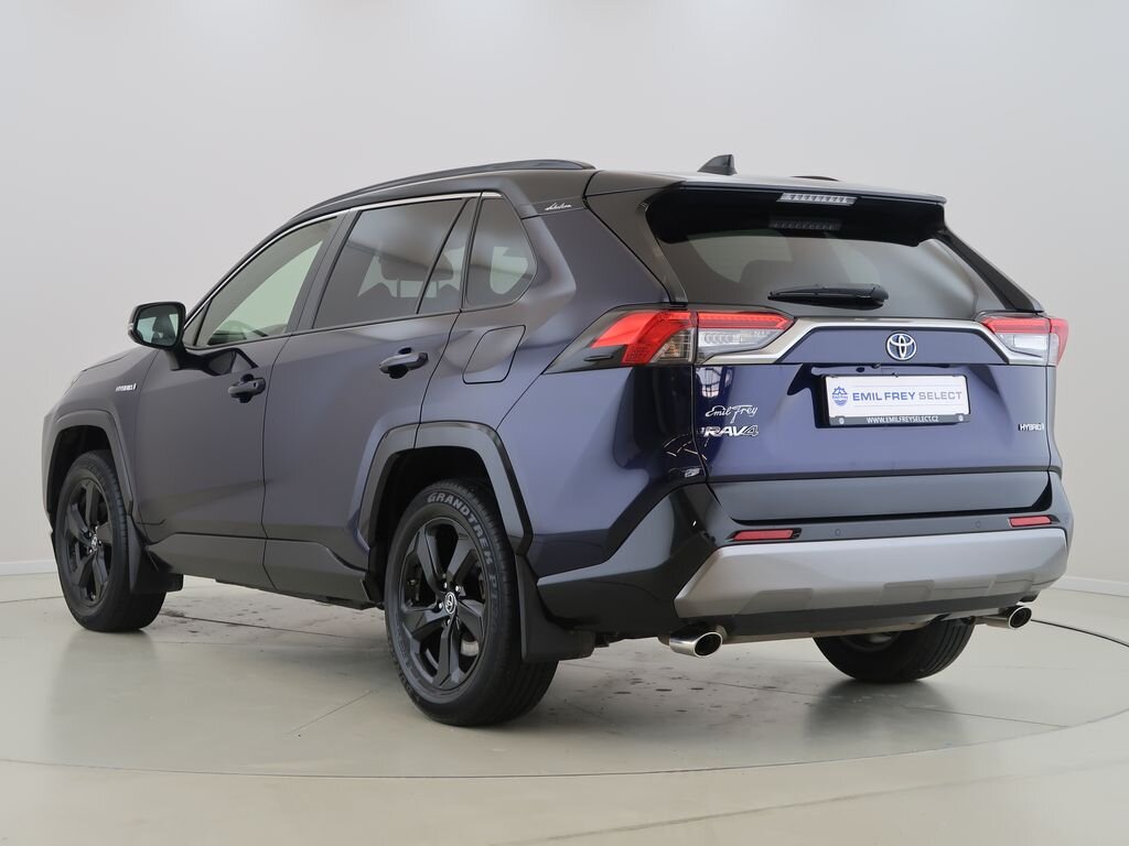 Toyota RAV4 SUV / Terénní 2,5 l 131 kw