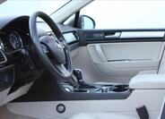 Volkswagen Touareg 14