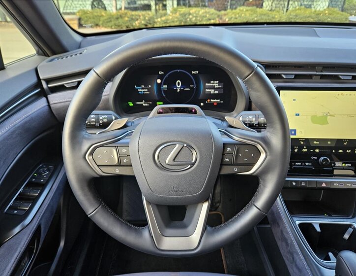 Lexus LBX Kombi 1,5 l 99 kw