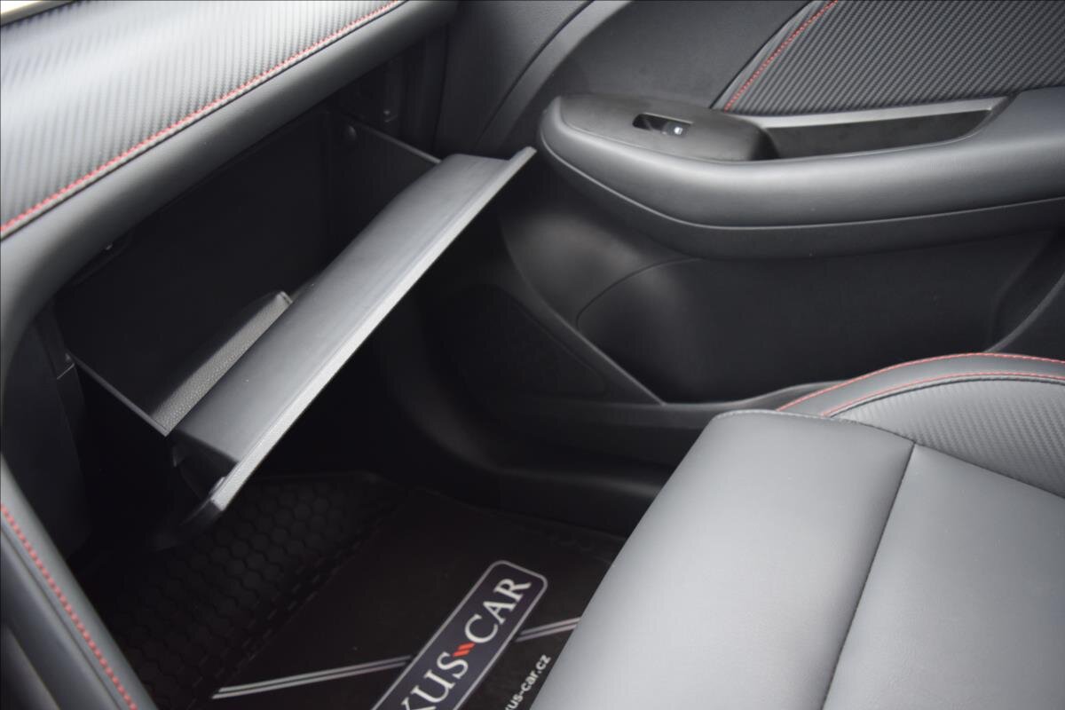 MG ZS Hatchback 1,5 l 78 kw