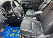 Mitsubishi Outlander 12