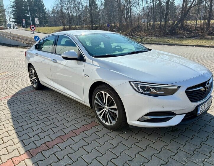 Opel Insignia Sedan / Limuzína 0,0 149 kw