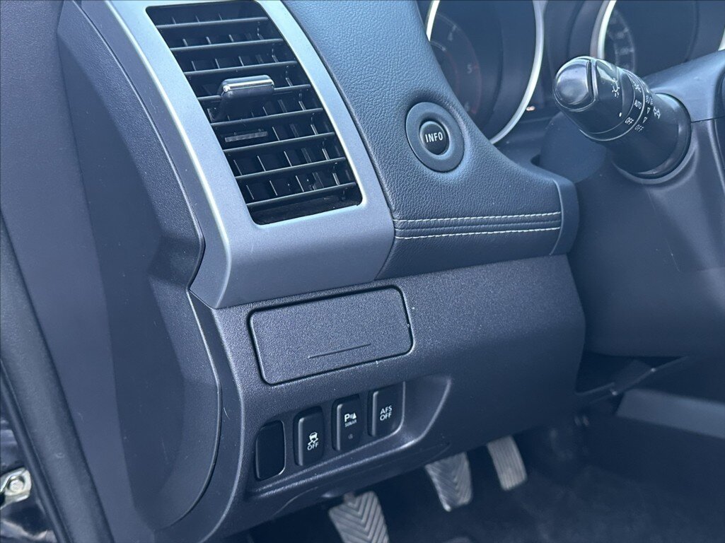 Mitsubishi Outlander SUV / Terénní 2,3 l 130 kw