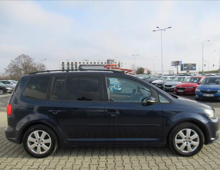 Volkswagen Touran MPV 2,0 l 103 kw