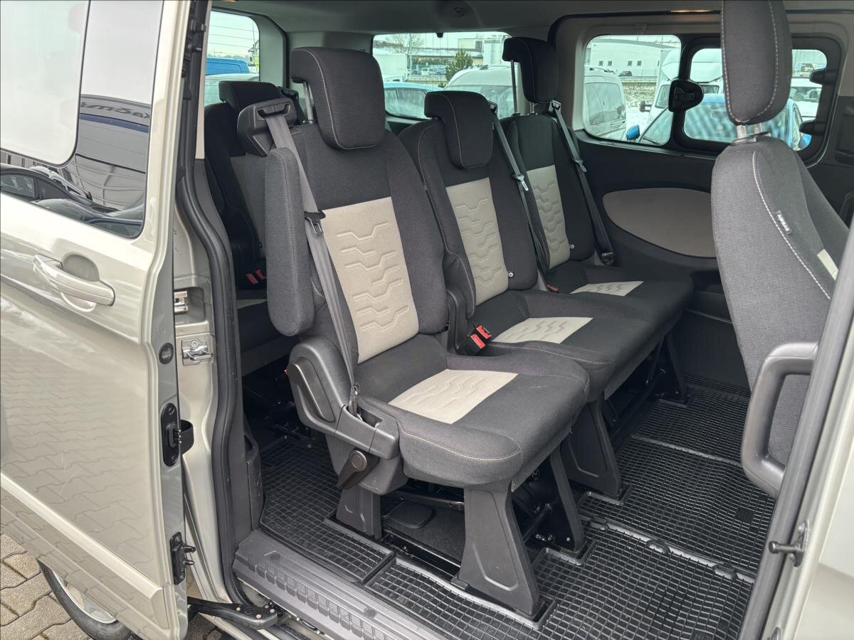 Ford Tourneo Custom