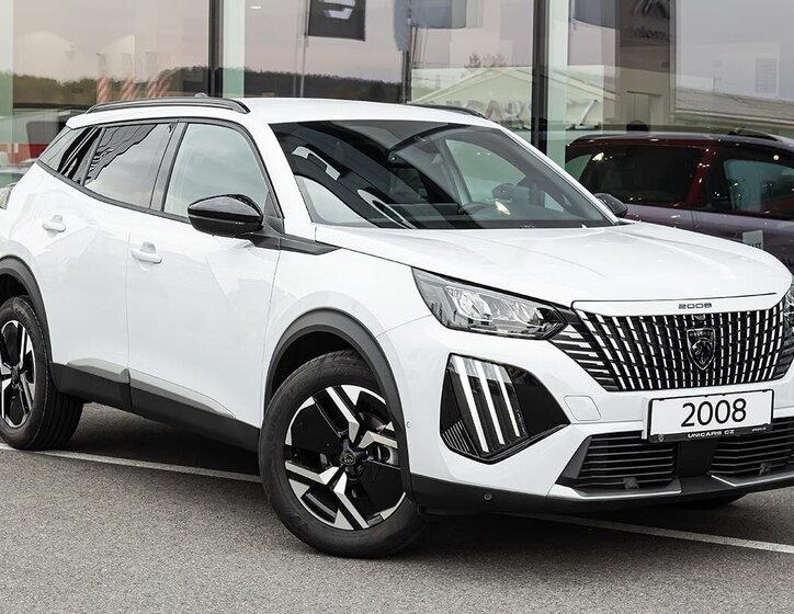 Peugeot 2008 SUV 1,2 l 0