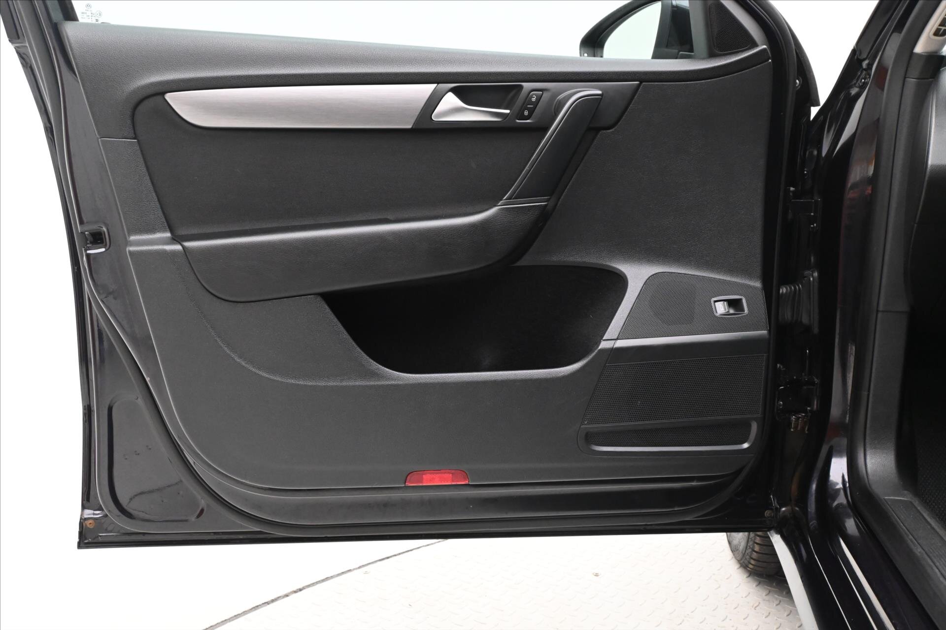 Volkswagen Passat Kombi 1,6 l 77 kw