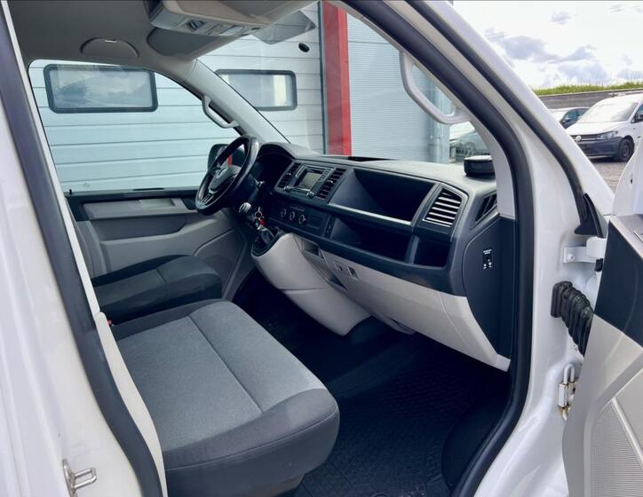 Volkswagen Transporter 21