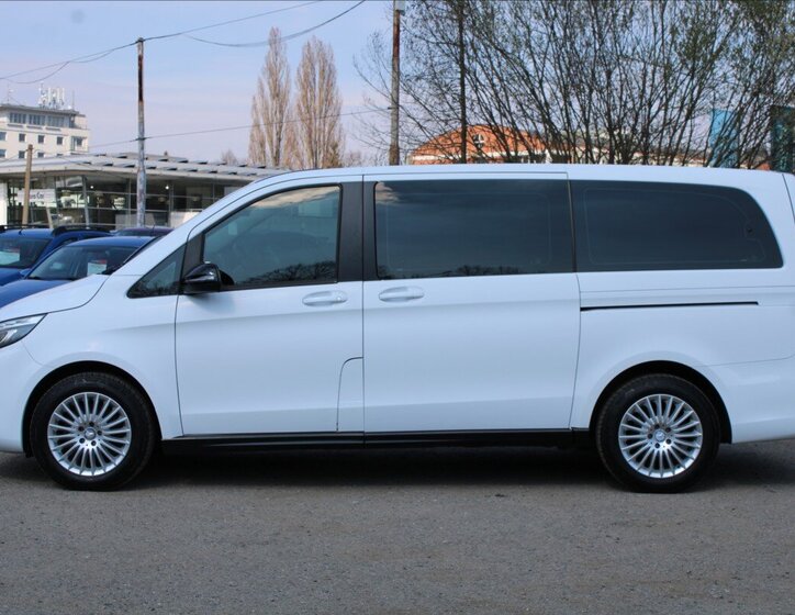 Mercedes-Benz Třídy V Kombi 2,1 l 140 kw