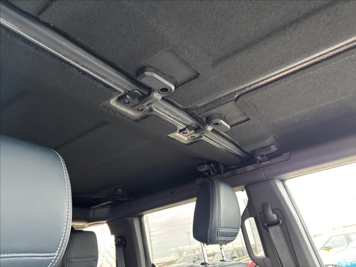 Ford Bronco Ostatní 2,7 l 246 kw