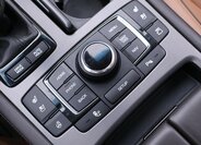 Hyundai Genesis Sedan / Limuzína 3,8 l 232 kw