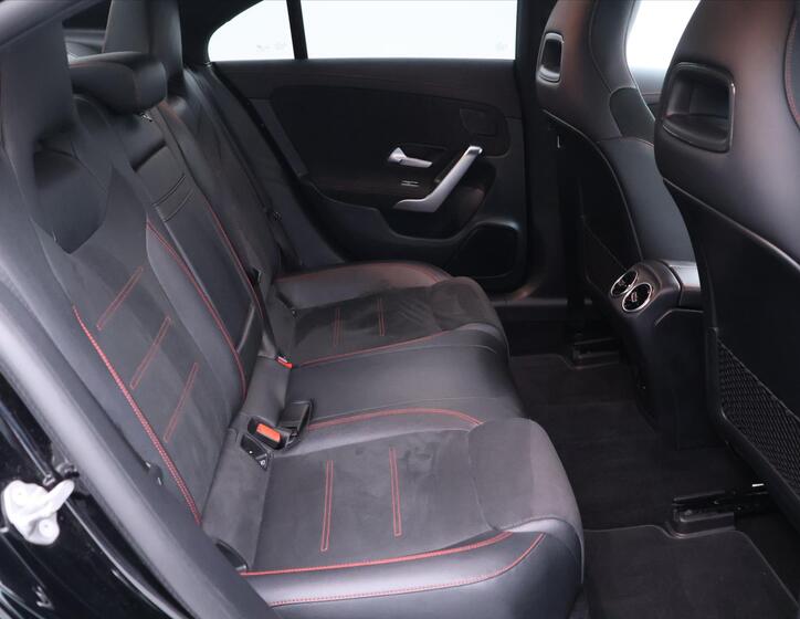 Mercedes-Benz CLA 14