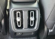 Volvo XC40 SUV 2,0 l 120 kw