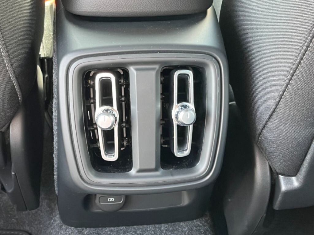 Volvo XC40 SUV 2,0 l 120 kw