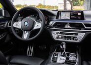 BMW Řada 7 26