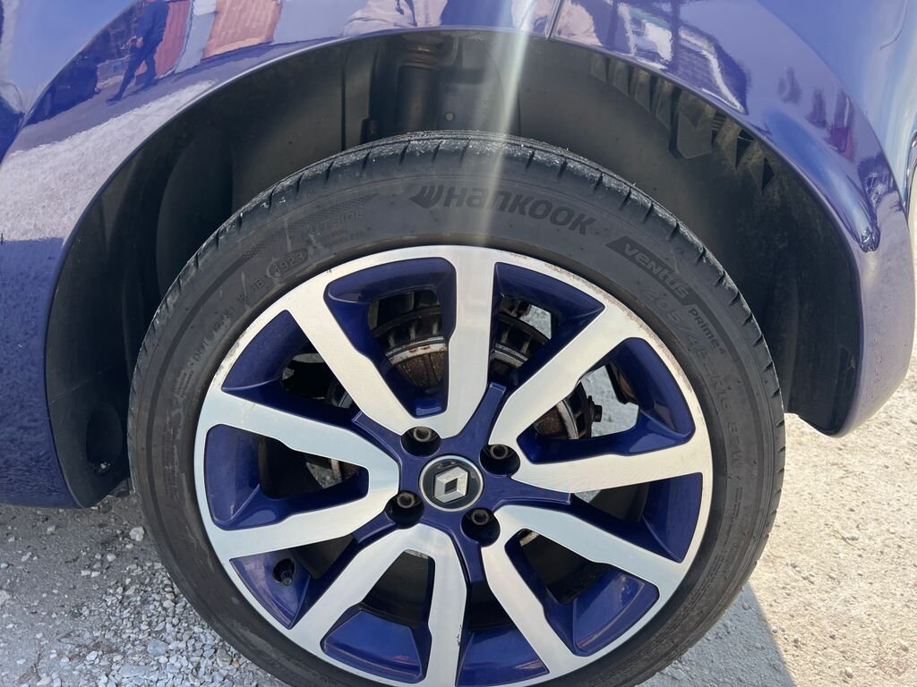 Renault Twingo Hatchback 898,0 66 kw