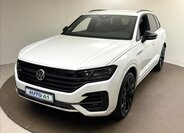 Volkswagen Touareg 1